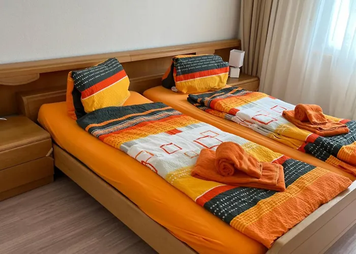 2 Zimmerwohnung Haus Marmotta 26 アパート *